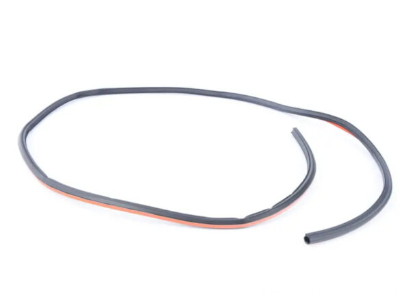 54107304488 - NEW BMW X3 F25 REAR GLASS COVER GASKET 7304488 54107304488 ORIGINAL