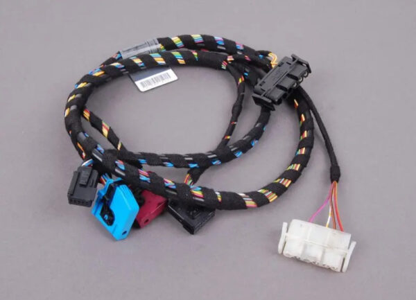 61128377432 - NEW BMW 7 E38 NAVIGATION CONNECTING LEAD 61128377432 8377432 ORIGINAL