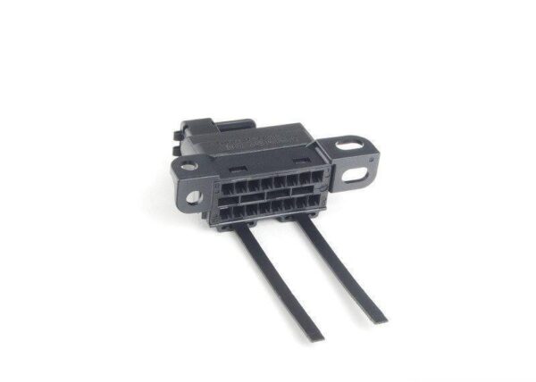 61136931908 - BMW E81 Genuine 61136931908 Lid Socket Case