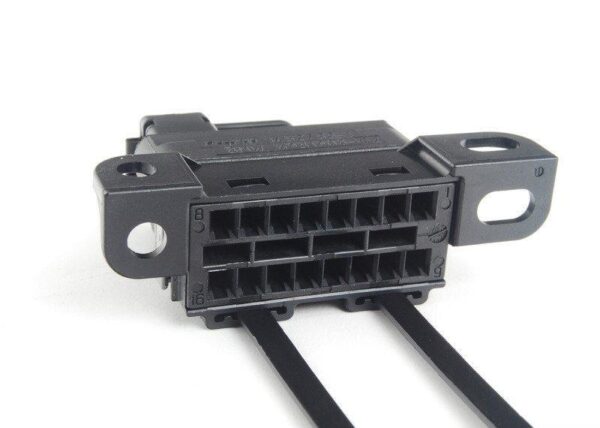 61136931908 - BMW E81 Genuine 61136931908 Lid Socket Case