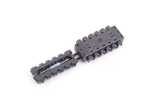 61138373688 - NEW BMW 5 E60 PLUG QUAD BLACK 61138373688 8373688 GENUINE