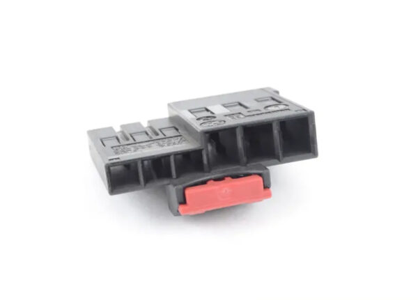 61139228356 - NEW BMW 4 GRAN COUPE F36 POWER DISTRIBUTION SOCKET HOUSING 61139228356 9228356