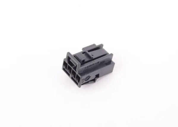 61139245024 - NEW BMW 3 G20 UNIVERSAL 4POLE SOCKET HOUSING 9245024 61139245024 GENUINE