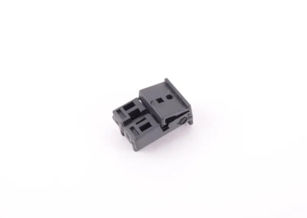61139245024 - NEW BMW 3 G20 UNIVERSAL 4POLE SOCKET HOUSING 9245024 61139245024 GENUINE