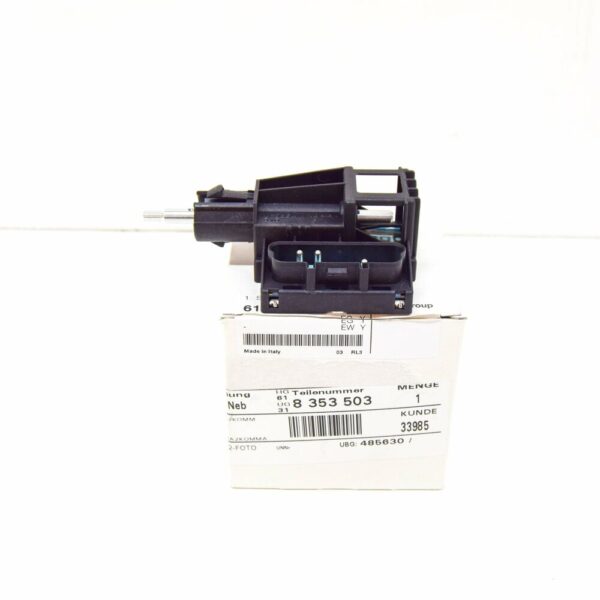 61318353503 - NEW BMW E36 COMPACT FOG TAIL LIGHT LAMP SWITCH 8353503 61318353503 ORIGINAL