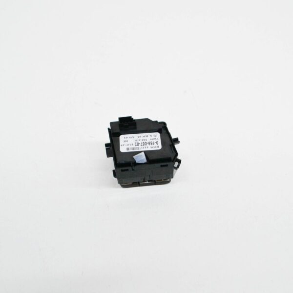 61319159057 - BMW 5 E60 Center Console Switch Cluster 9159057 61319159057 NEW