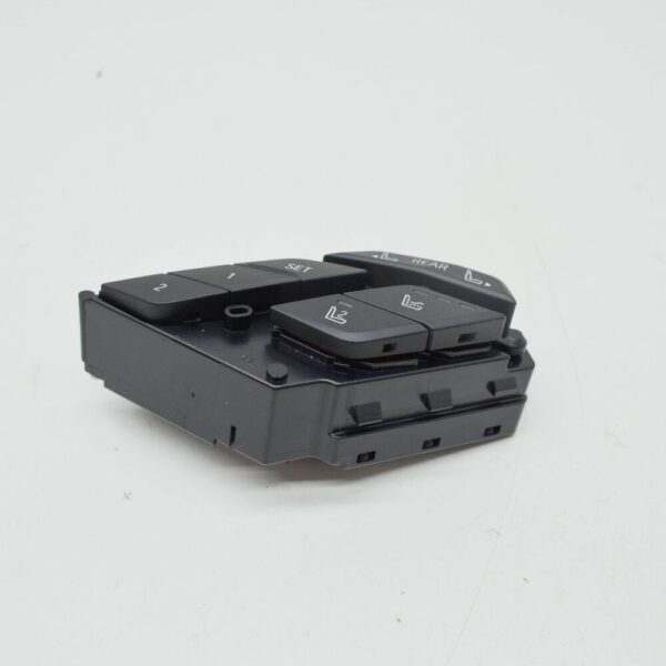 61319436043 - NEW BMW X7 G07 LEFT SEAT CONTROL MEMORY SWITCH LHD 61319436043 ORIGINAL