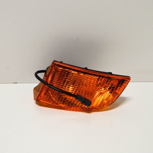 63131372367 - BMW 6 E24 indicator parking light front left 63131372367 NEW REAL
