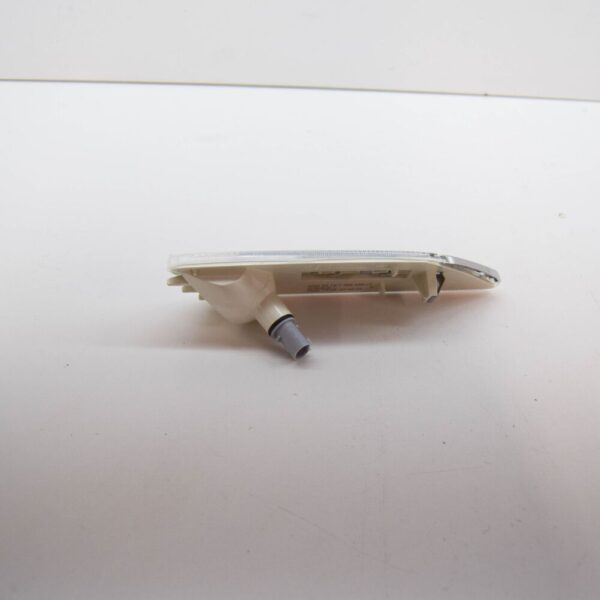 63137358469 - MINI CLUBMAN F54 Front Left Fender Turn Signal 7358469 63137358469 NEW GENUINE
