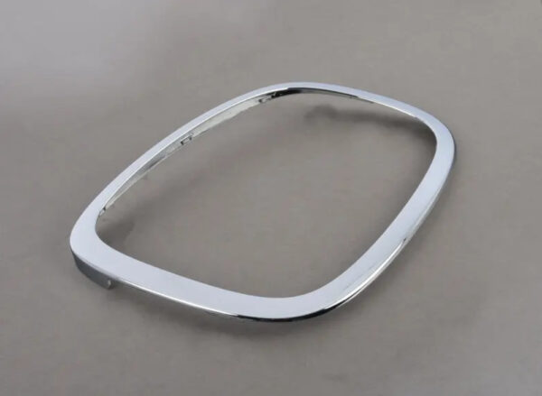 63218495332 - NEW OEM MINI COOPER F55 REAR RIGHT TAIL LIGHT CHROME RING 63218495332 GENUINE