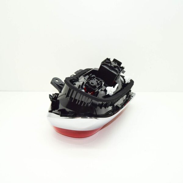 63219477158 - Mini Countryman F60 Rear Right Tail Light 9477158 63219477158 NEW