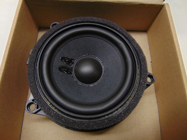 65139354085 - NEW BMW 5 G30 FRONT DOOR MEDIUM TWEETER 9354085 65139354085 ORIGINAL
