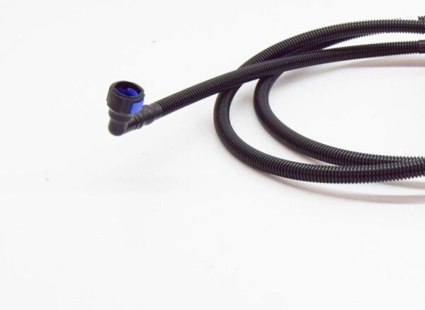 3V0955970E - SKODA SUPERB MK3 HEADLIGHT WASHER SYSTEM TROUSERS 3V0955970E NEW GENUINE