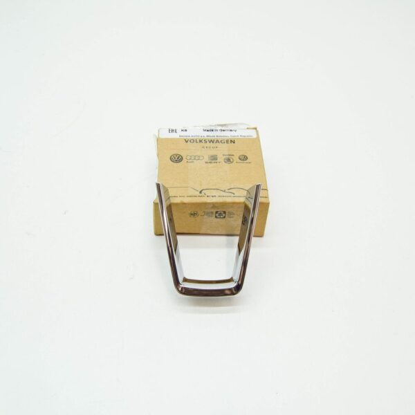 5E0419685C2ZZ - ŠKODA SUPERB MK3 Steering Wheel Lower Trim 5E0419685C2ZZ NEW GENUINE