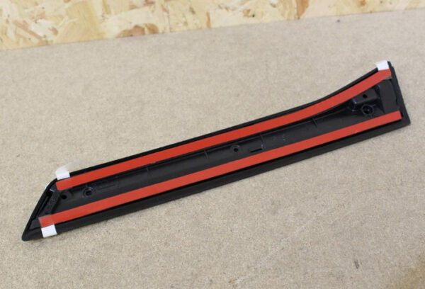 5F9854815041 - NEW LEON SEAT 5F REAR LEFT TAILGATE SPOILER 5F9854815041 ORIGINAL
