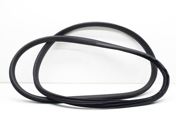5L0867365C - SKODA YETI 5L FRONT DOOR SEAL RUBBER INNER 5L0867365C9B9 NEW GENUINE