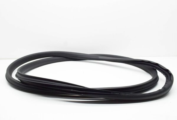 5L0867365C - SKODA YETI 5L FRONT DOOR SEAL RUBBER INNER 5L0867365C9B9 NEW GENUINE