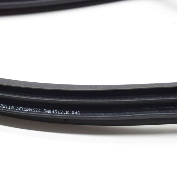 5L0867365C - SKODA YETI 5L FRONT DOOR SEAL RUBBER INNER 5L0867365C9B9 NEW GENUINE