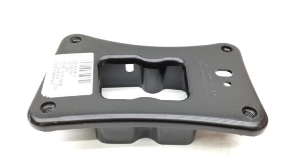 5Q0804181A - NEW ŠKODA SUPERB MK3 FRONT LEFT MEMBER COVER PLATE 5Q0804181A FRONT ORIGINAL