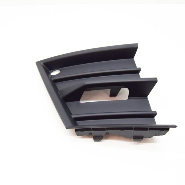 6V08536669B9 - ŠKODA FABIA MK3 fog light trim front right 6V08536669B9part