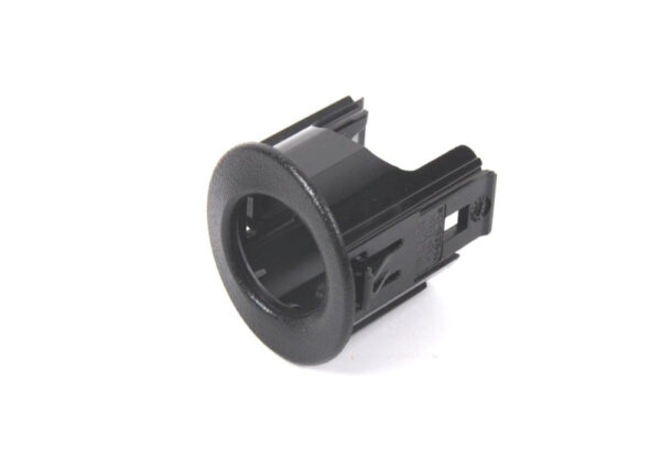1379257 - NEW FORD GALAXY MK2 REAR BUMPER OUTER PARK SENSOR RETAINER 1379257 ORIGINAL