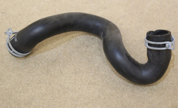 1384145 - NEW FORD FOCUS MK2 LOWER COOLER HOSE 1384145 3M5H-8286-BJ ORIGINAL