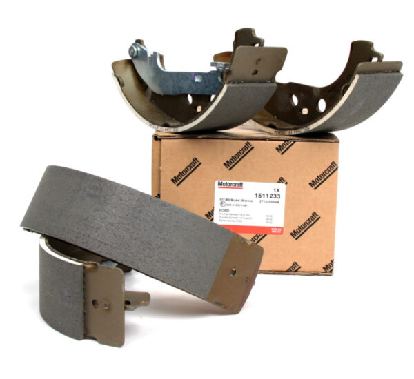 1511233 - NEW FORD TRANSIT CONNECT MK1 REAR BRAKE SHOES KIT 1511233 2T1J-2200-AB ORIGINAL