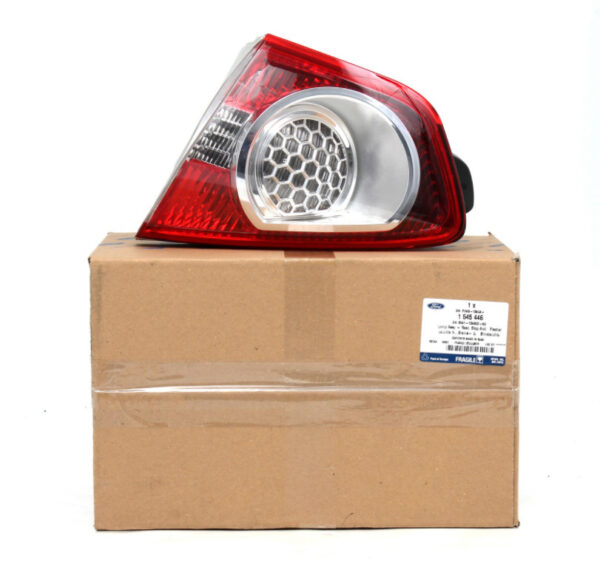 1545446 - NEW FORD KUGA C394 MK1 REAR RIGHT INNER TAILLIGHT 1545446 8V41-13A602-AD