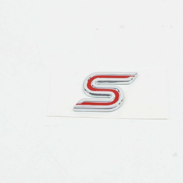 1677617 - NEW FORD FIESTA WT MK6 REAR NAME PLATE BADGE 1677617 7S61-42528-AC ORIGINAL