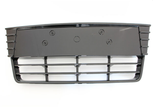 1719219 - NEW FORD FOCUS C346 MK3 FRONT BUMPER LOWER GRILLE 1719219 ORIGINAL