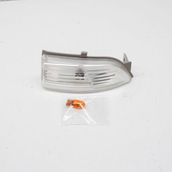 1735988 - NEW FORD RANGER MK3 FRONT RIGHT DOOR MIRROR FLASHER LAMP ASSY 1735988 ORIGINAL