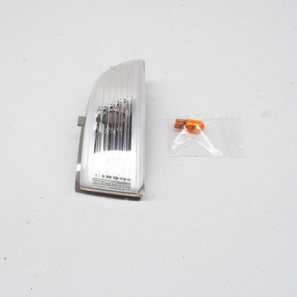 1735988 - NEW FORD RANGER MK3 FRONT RIGHT DOOR MIRROR FLASHER LAMP ASSY 1735988 ORIGINAL