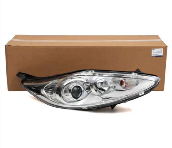 1740029 - NEW FORD FIESTA WT MK6 FRONT RIGHT HEADLIGHT LHD 8A61-13W029-CH 1740029 ORIGINAL