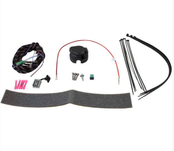 1832037 - NEW FORD FOCUS ESTATE C346 MK3 TOW BAR ELECTRICS KIT 1832037 ORIGINAL