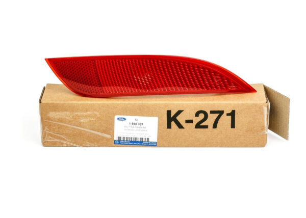 1858301 - NEW FORD FOCUS C346 MK3 REAR RIGHT BUMPER REFLECTOR PLATE LHD 1858301 ORIGINAL