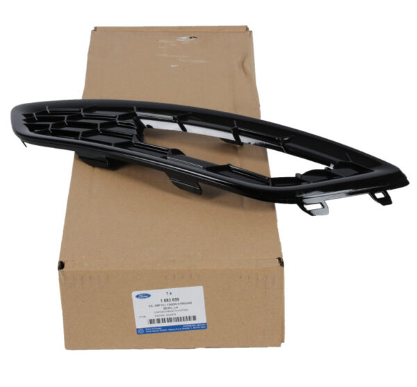 1883659 - NEW FORD FOCUS C346 MK3 FRONT BUMPER LEFT FOG LIGHT GRILLE 1883659 ORIGINAL