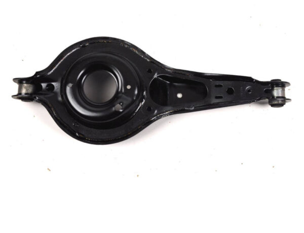 1931562 - NEW FORD FOCUS C346 MK3 REAR LOWER ARM LOWER SPRING HOUSING 1931562 ORIGINAL