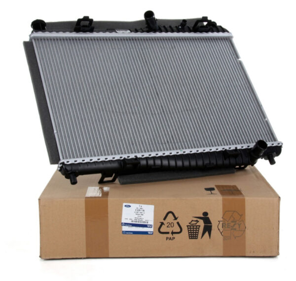 2029176 - NEW FORD B-MAX B232 ENGINE COOLING RADIATOR ASSY 2029176 8V51-8005-BF ORIGINAL