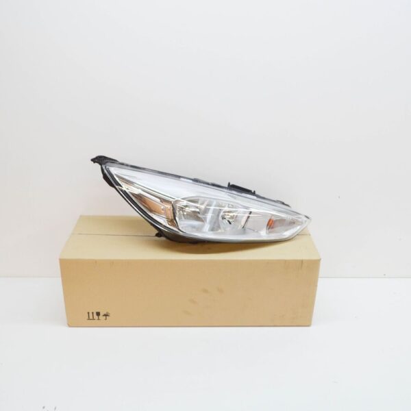 2060588 - NEW FORD FOCUS C346 MK3 RIGHT HEADLIGHT LHD F1EB-13W029-AFB 2060588 ORIGINAL