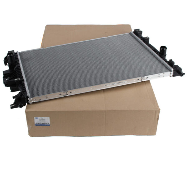 2069561 - NEW FORD MONDEO MK5 ENGINE COOLING RADIATOR 2069561 DG93-8005-CD ORIGINAL
