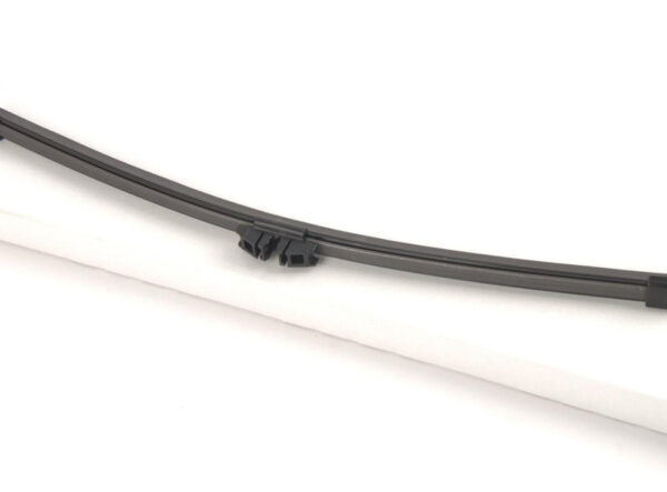 2120560 - NEW FORD MONDEO MK5 ESTATE REAR WINDOW WIPER BLADE 2120560 GS7J-17402-AA