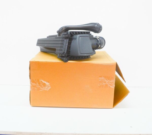 2241876 - NEW FORD KA MK3 AIR CLEANER ASSY 2241876 J7BG-9C662-BC ORIGINAL