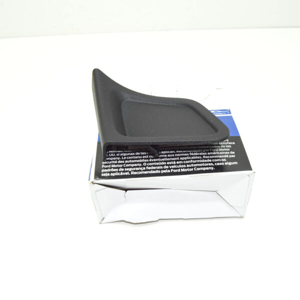 2289580 - FORD FOCUS MK4 Right Rear Light Cluster Cover Assy 2289580 NEW GENUINE