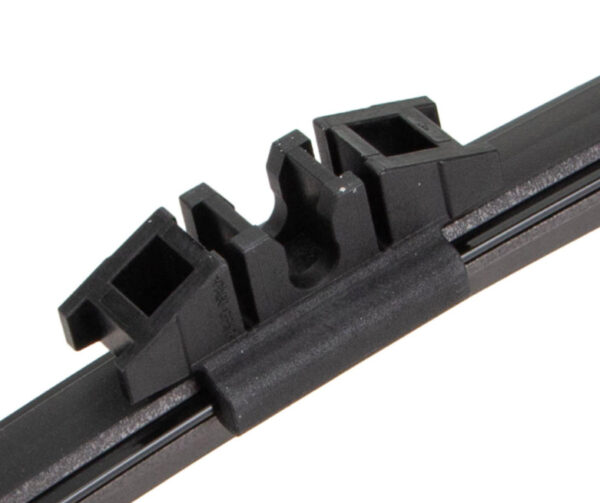 2407537 - NEW FORD FOCUS C519 MK4 REAR WIPER BLADE 2407537 KX7J-A17402-AA ORIGINAL
