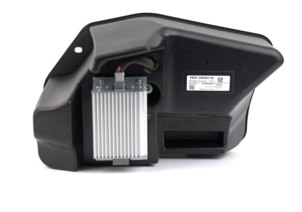5317484 - NEW FORD MUSTANG COUPE MK6 SUBWOOFER SPEAKER ASSY 5317484 FR3T-19A067-AC