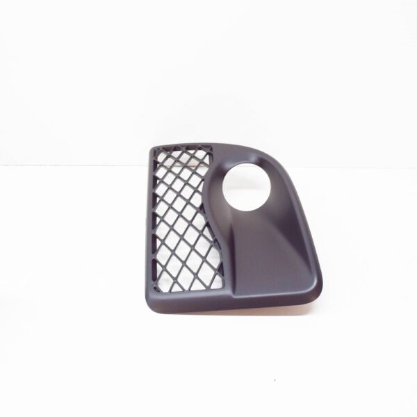 C2P13687XXX - JAGUAR XK Convertible X150 Front Bumper Right Grill  C2P13687XXX  New Genuine