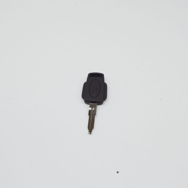 CWE500390 - Land Rover Defender Pick-up L316 Key Blank CWE500390, Original