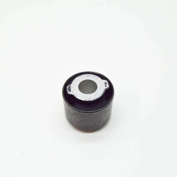 LR001185 - LAND ROVER FREELANDER 2 L359 Rear Suspension Arm Female LR001185 New Original