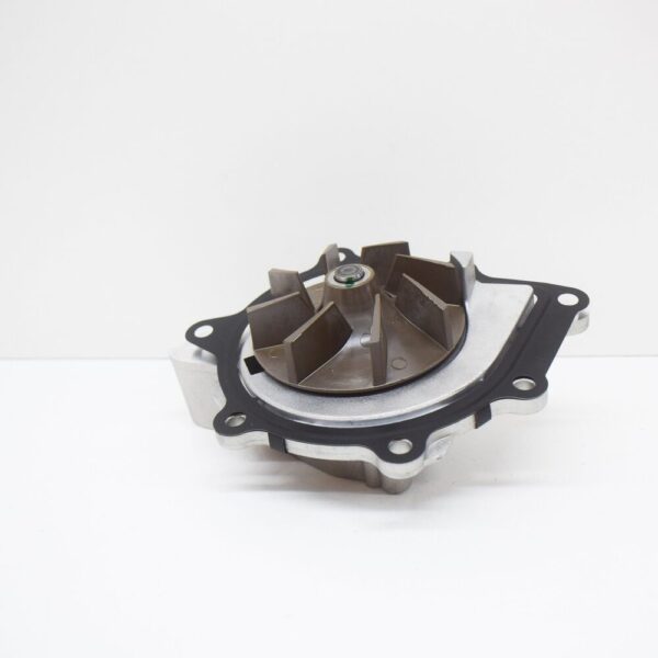 LR011694 - LAND ROVER RANGE ROVER EVOQUE L538 water pump LR011694 mint condition