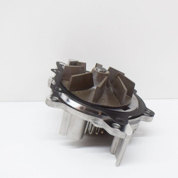 LR011694 - LAND ROVER RANGE ROVER EVOQUE L538 water pump LR011694 mint condition